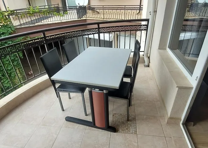 Marina Bay Свети Влас